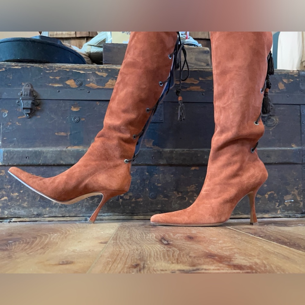 Ashley Dearborn, Elegant Brown/Orange Suede Knee-High Boots, Lace Up, Size 9.5 - Picture 9 of 16